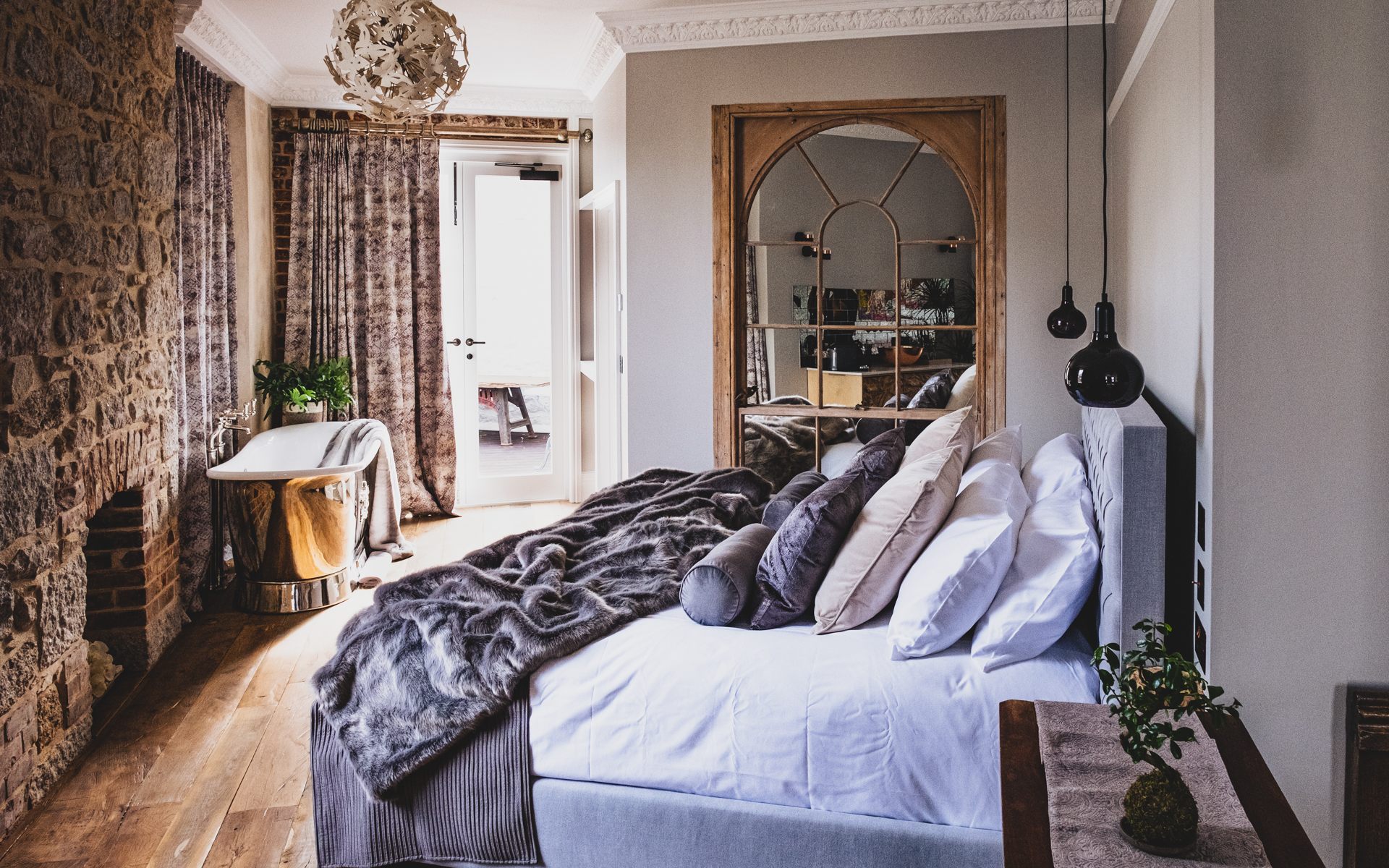 2021-Host-Interior-Shoot-rooms-Nik-Read-aug-LR-31-2 (1)