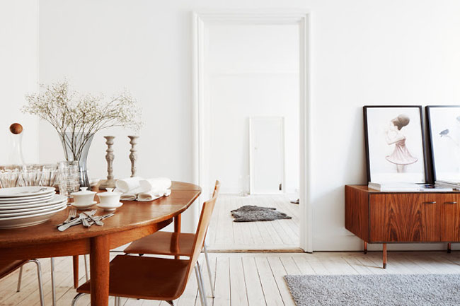 SCANDINAVIAN INTERIOR DESIGN - REAL WOOD FLOORS