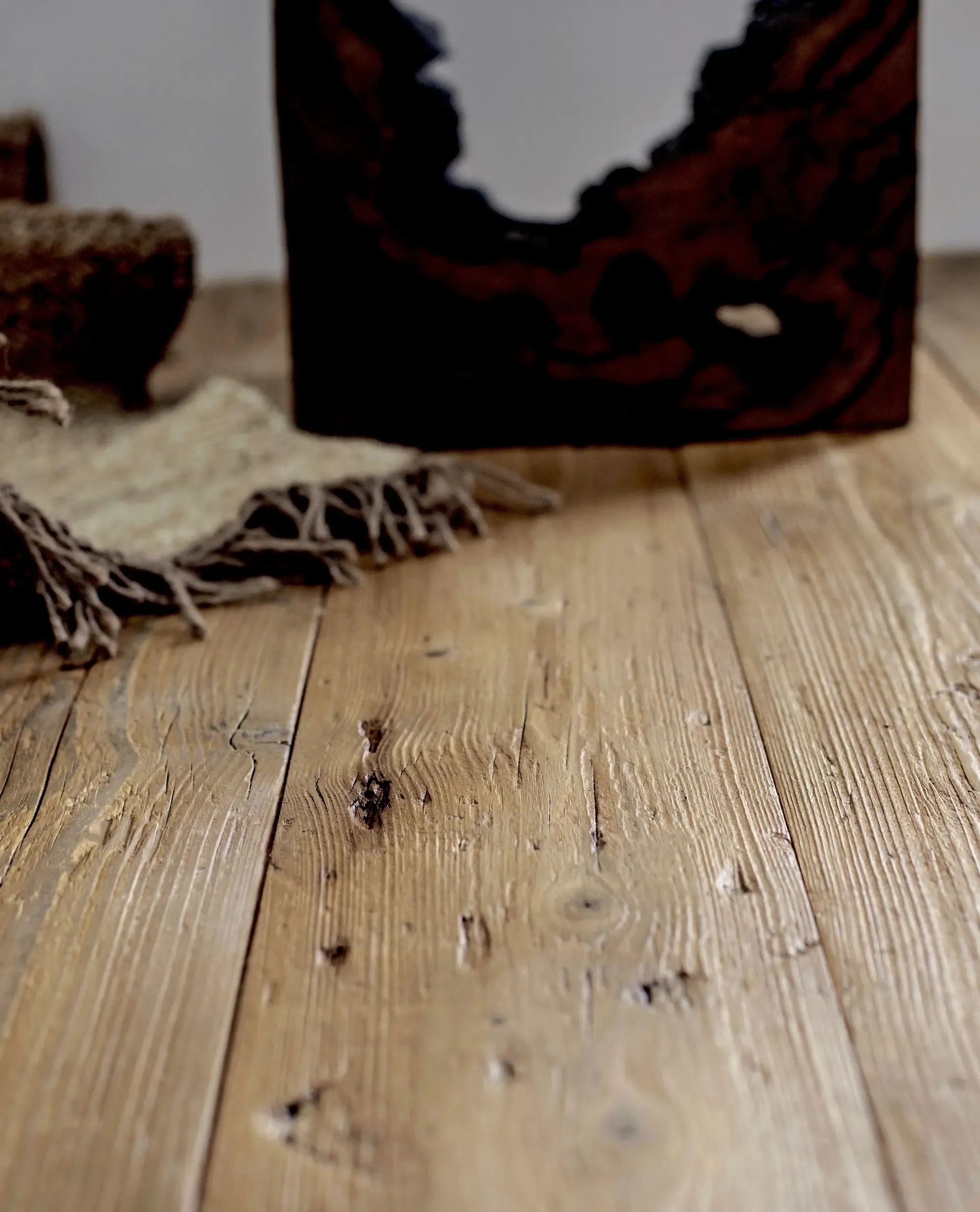 Reclaimed-Mid-Century-Pine-Kanal-Ready-1